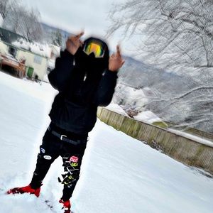 Meet your Posher, Jonathan